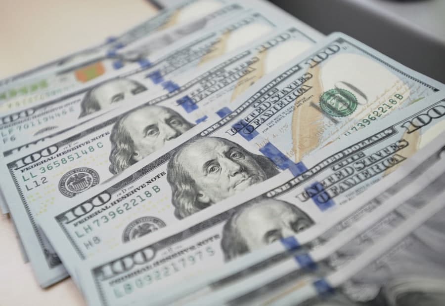In Uzbekistan, cash foreign currency up to 500 dollars can be purchased without documentation in banks