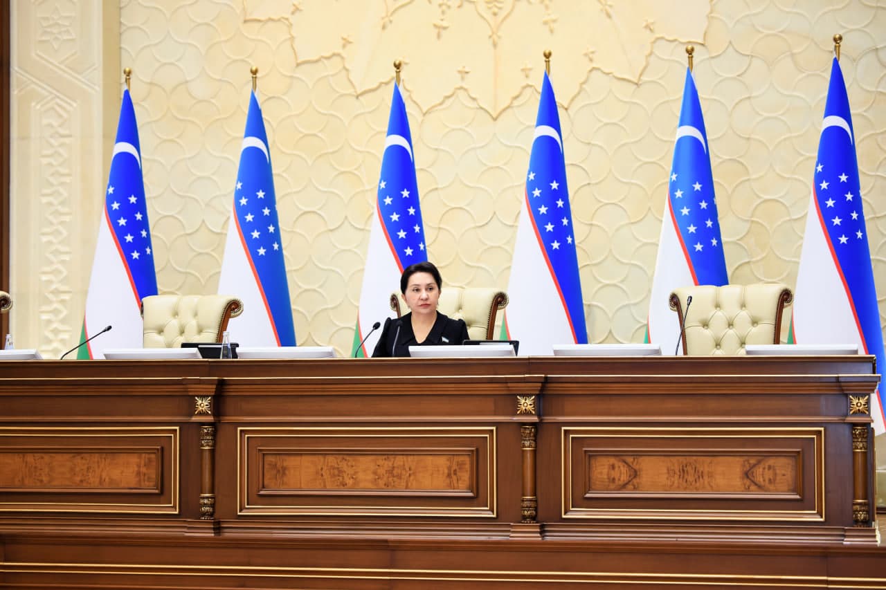 Oliy Majlis Senati prezident administratsiyasi haqidagi qonunni ma’qulladi