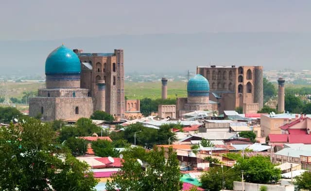 Samarqand shahrining yer maydoni kengaytiriladi va Samarqand tumani tugatiladi