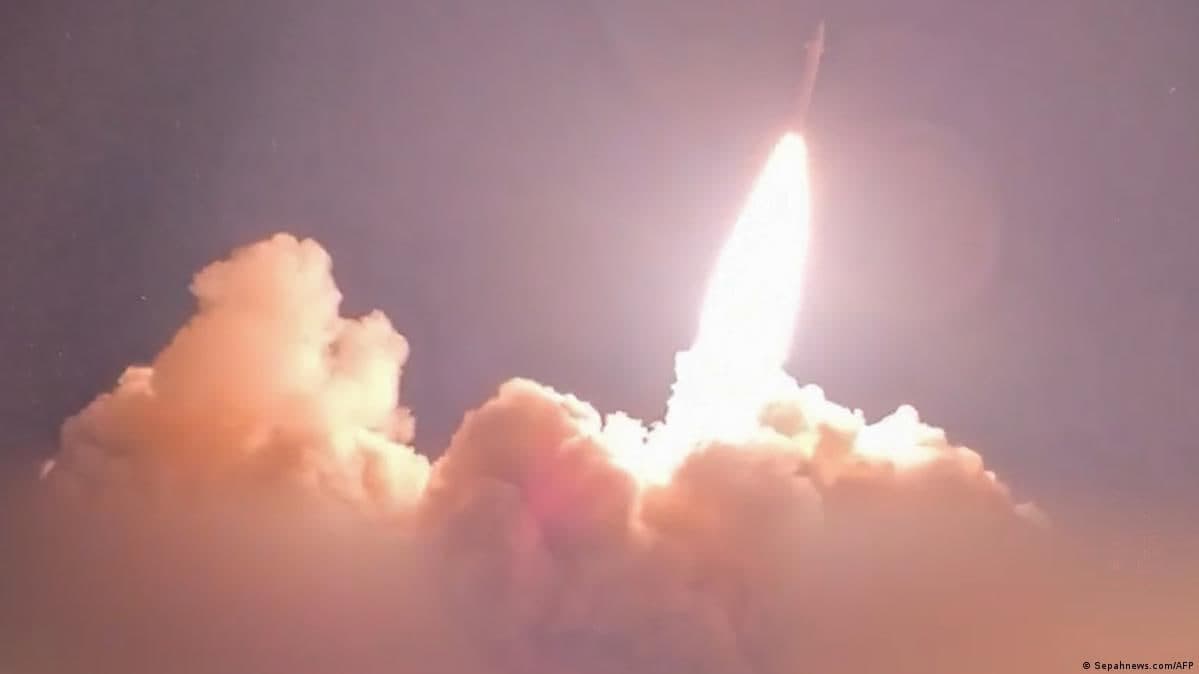 Eron Iordaniyadagi AQSh harbiy bazasiga raketa uchirdi
