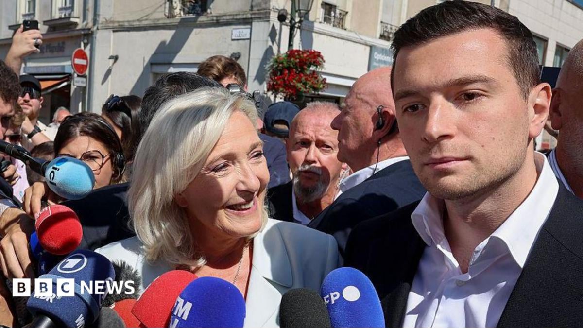 Jordann Bardella siyosat sahnasi ortida kutmoqda
