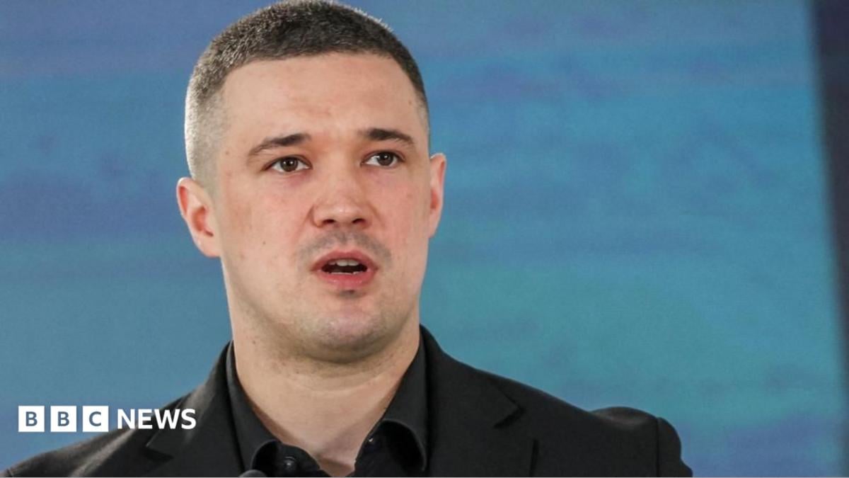 Ukrainada harbiylar mudofaa vazirining ishdan olinishi bo'yicha norozilik bildirmoqda