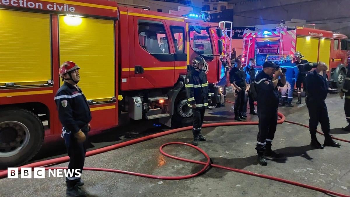 Algeriyada tarbiyalash uydagi yong'in natijasida o'n bir kishi vafot etdi