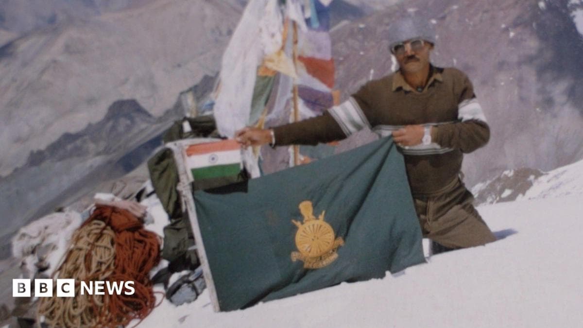 Everestda 30 yil muzlab qolgan 'Yashil Botinkalar' uyga qaytmoqda