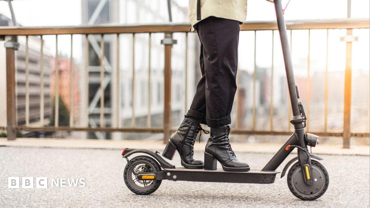Parijda e-scooter haydovchilariga xavfsizlik uskunasiz harakatlanmaslik shart