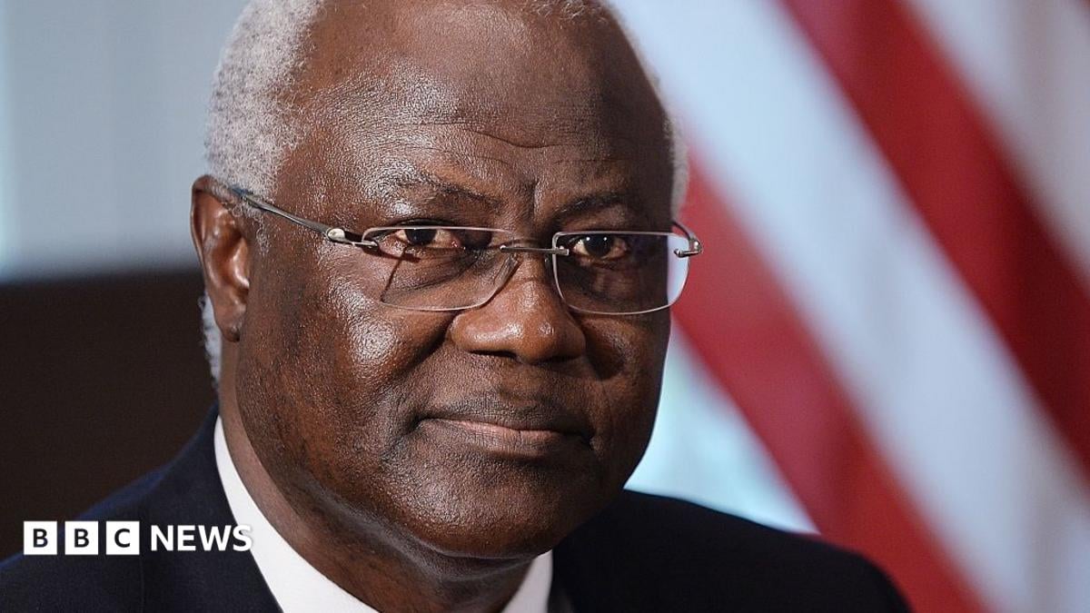 Sierra-Leone sobiq prezidenti xiyonat ayblovidan bo'shatildi