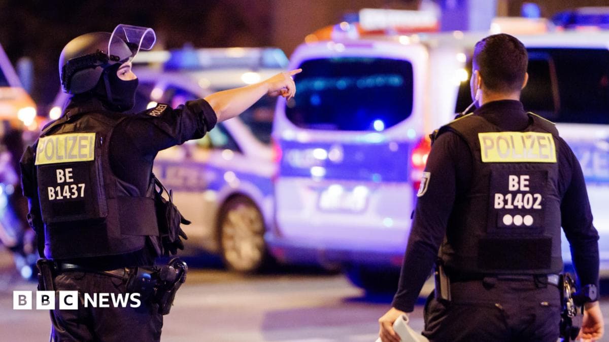 Berlin Pride tadbirida avtomobilning odamlar ustiga urilishi bo'yicha ma'lumotlar