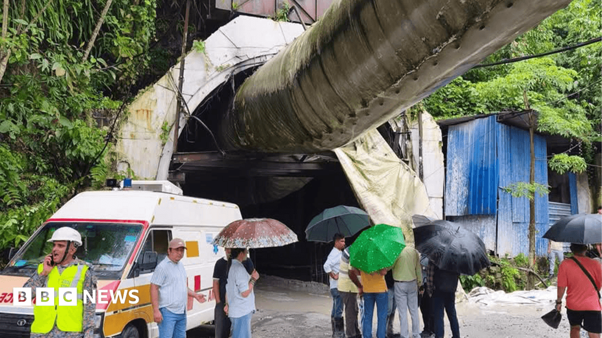 Hindistondagi tunel qulashi natijasida 12 ishchi halok bo'ldi