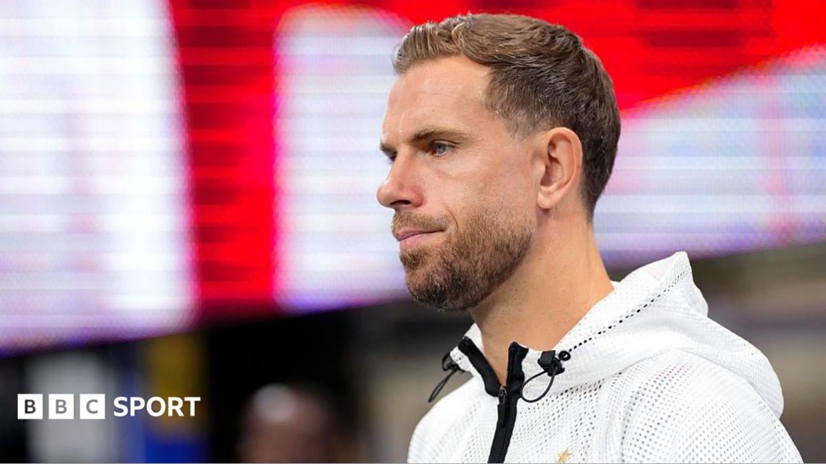 England footballer Henderson injured during World Championship celebration