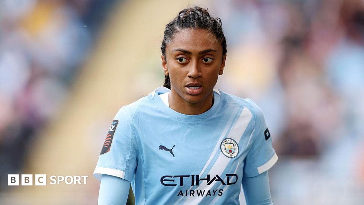 Man City forward Kerolin Barcelona'ga o'tdi