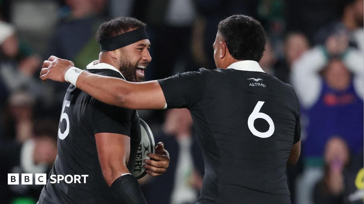 New Zealand's All Blacks Team Defeats Ireland