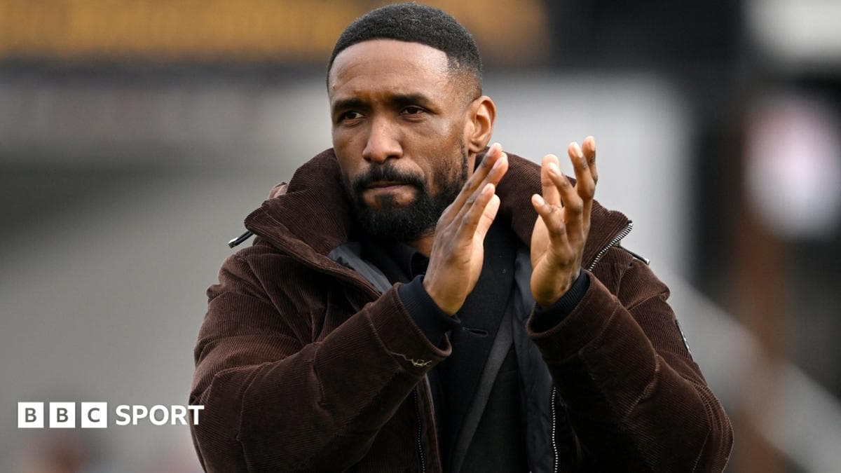 Defoe Wokingni to'rt oy boshqarib chiqdi