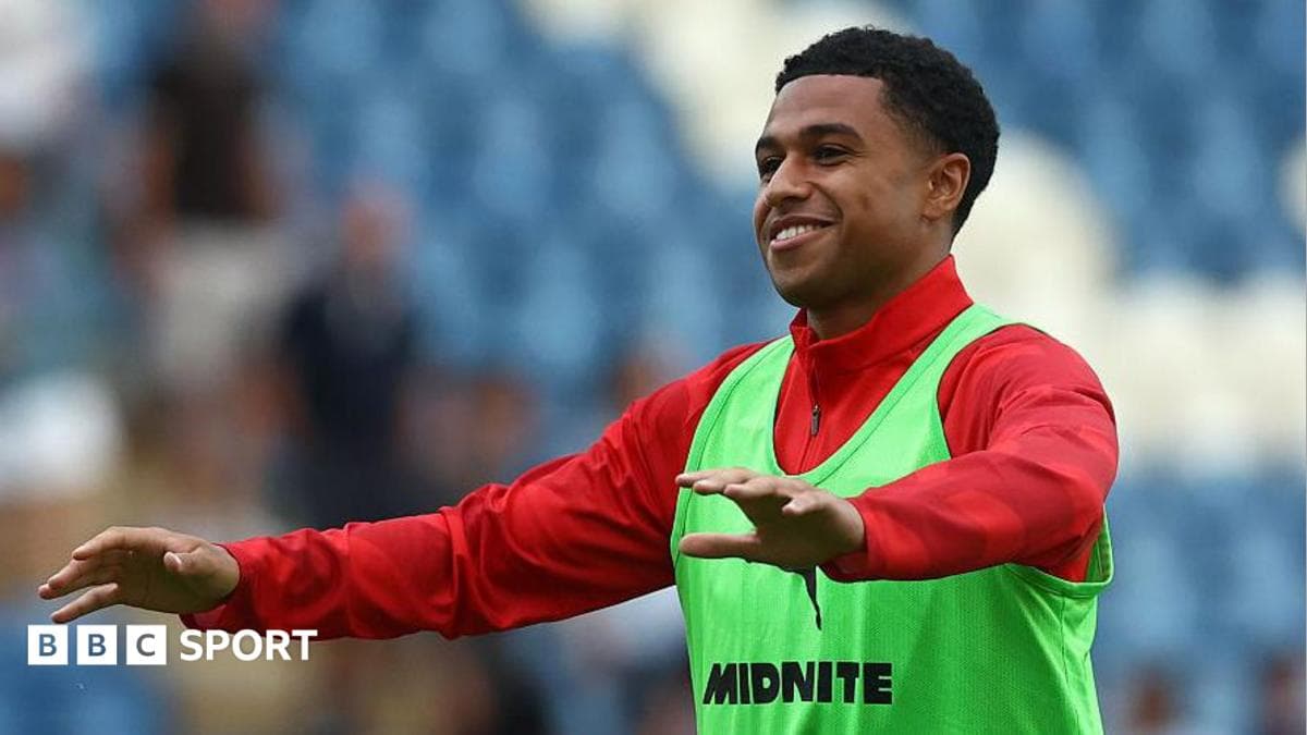 Fulham Southamptonning Shea Charles uchun £30 millionga kelishuvga erishdi