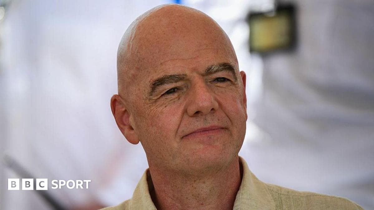 Infantino UEFA tomonidan ish haqini to'laganini rad etdi