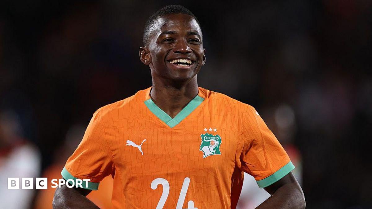 Newcastle Toure-ni 43 million funtga sotib oldi