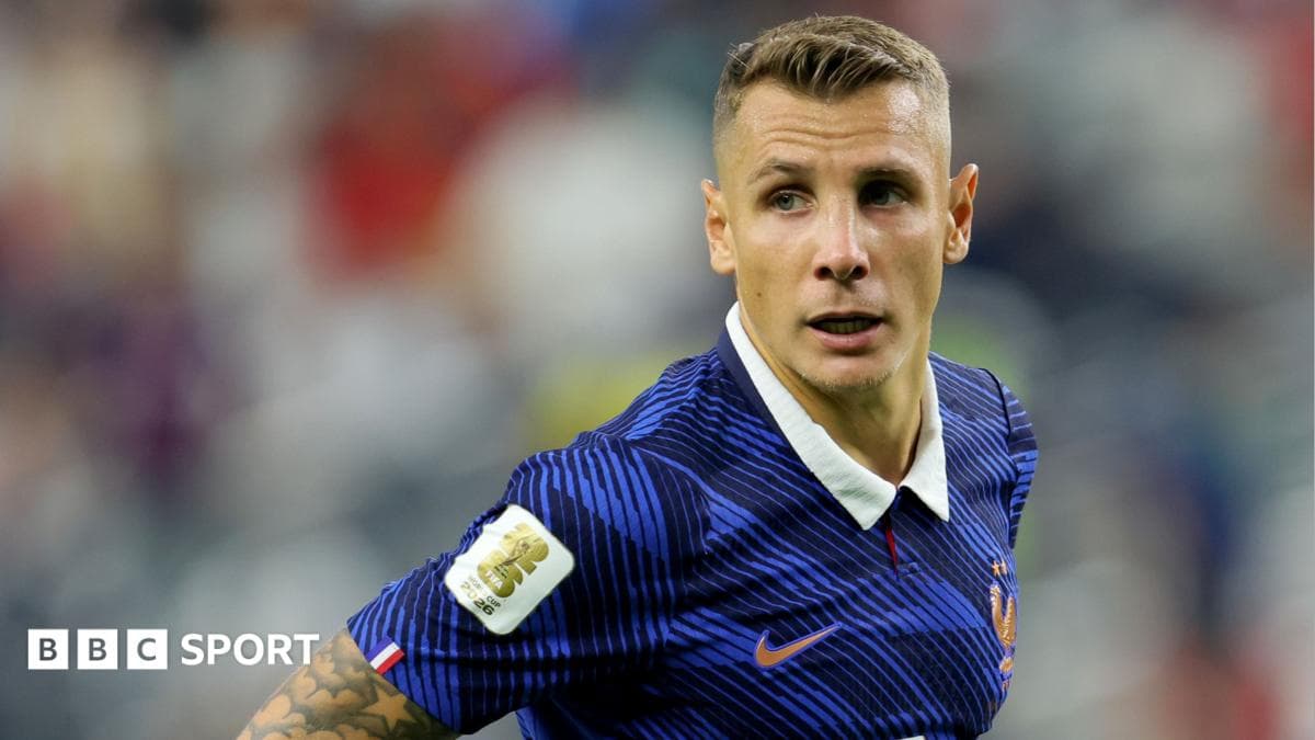 Lukasz Digne Aston Villa'dan PSGga o'tdi