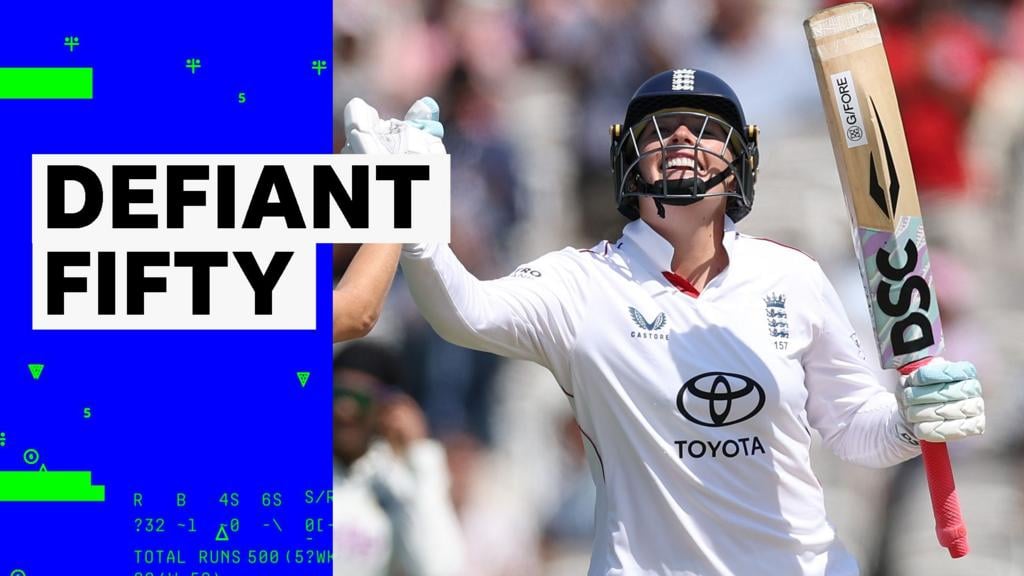 Sophie Ecclestone Lord'sda tarixiy Test o'yinida 50 ball uchun kurashmoqda