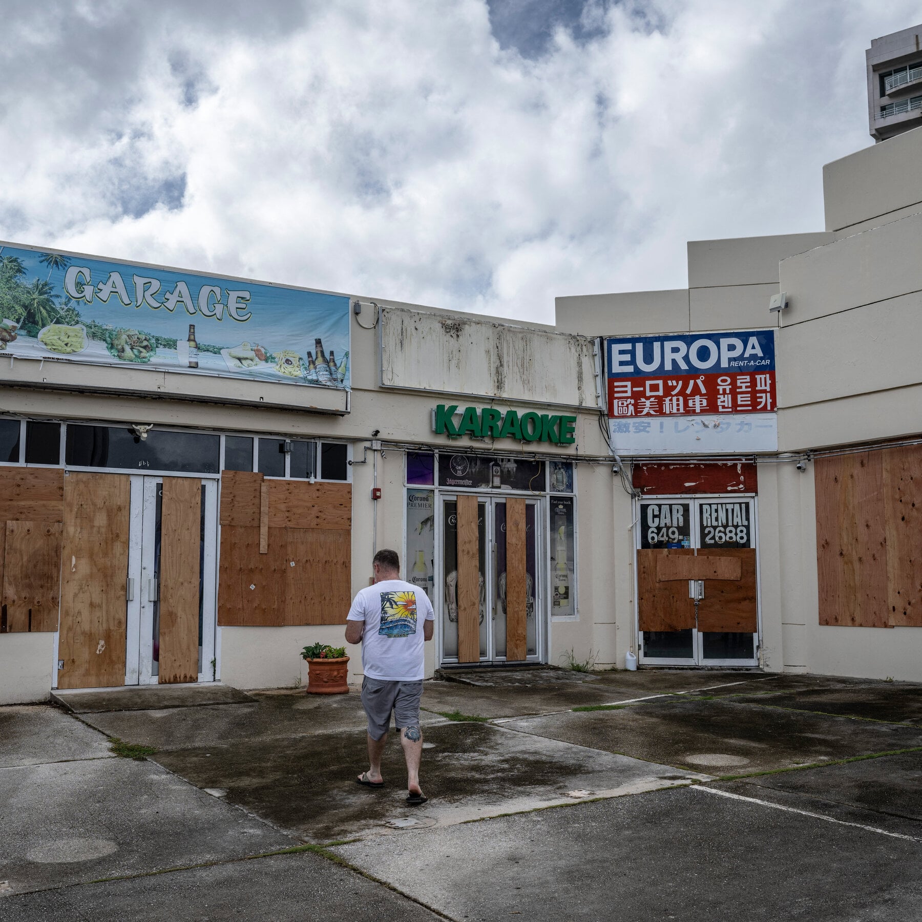 Bavi tayfuni Guam va Shimoliy Mariana orollari ustidan o‘tmoqda