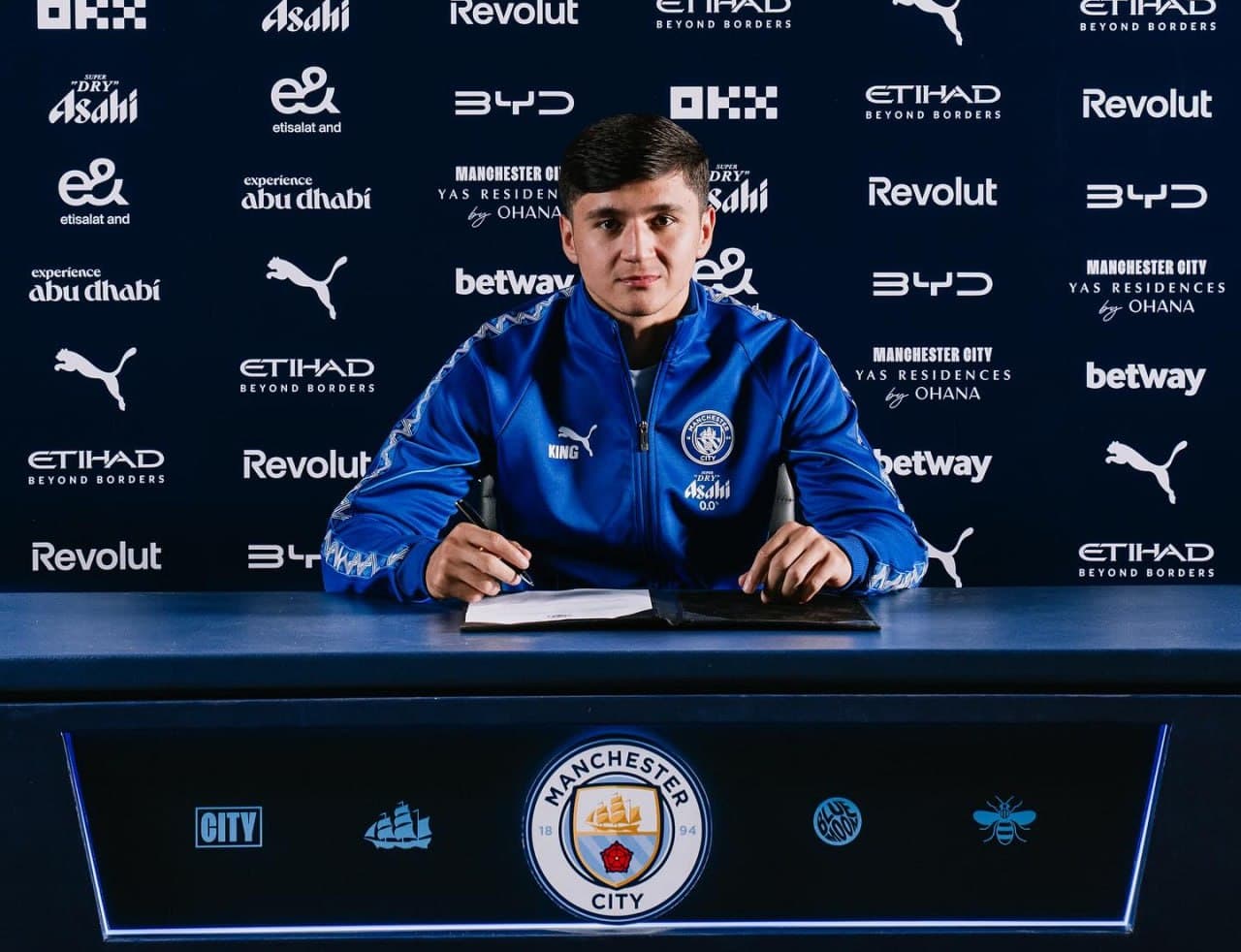Husanov «Manchester Siti»da 2031 yilgacha qoladi