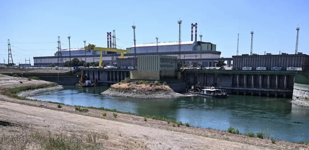 Yevropadagi anomal issiq atom elektr stansiyalariga ta’sir etmoqda