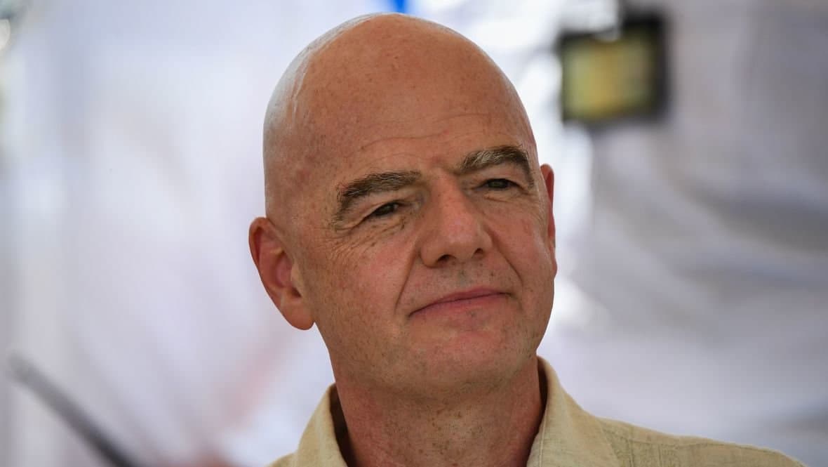 Infantino FIFAda ma’shuqasiga katta pul to‘lagani ayblanmoqda