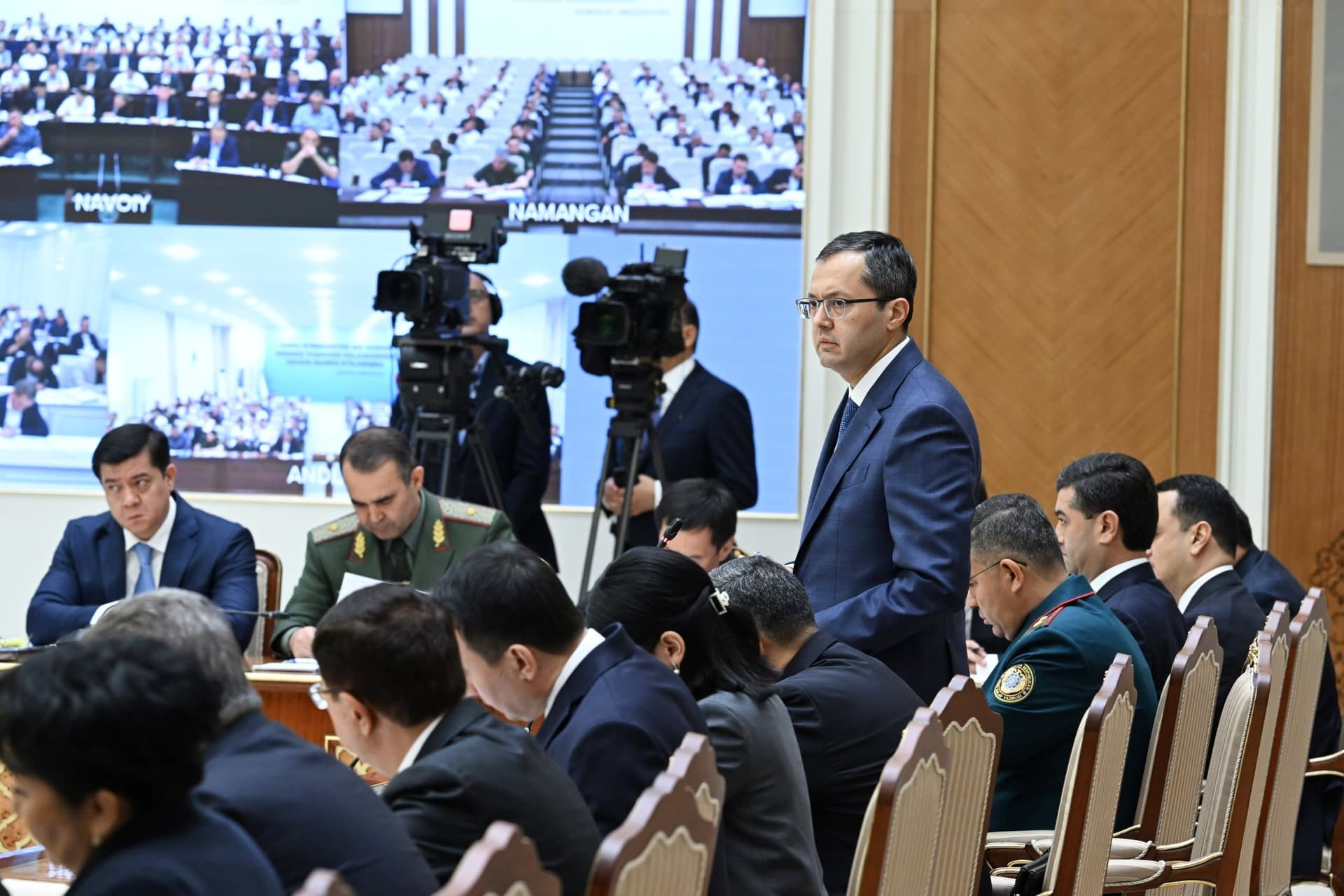 Prezident Shavkat Mirziyoyev banklarning mahalladagi ishidan norozi