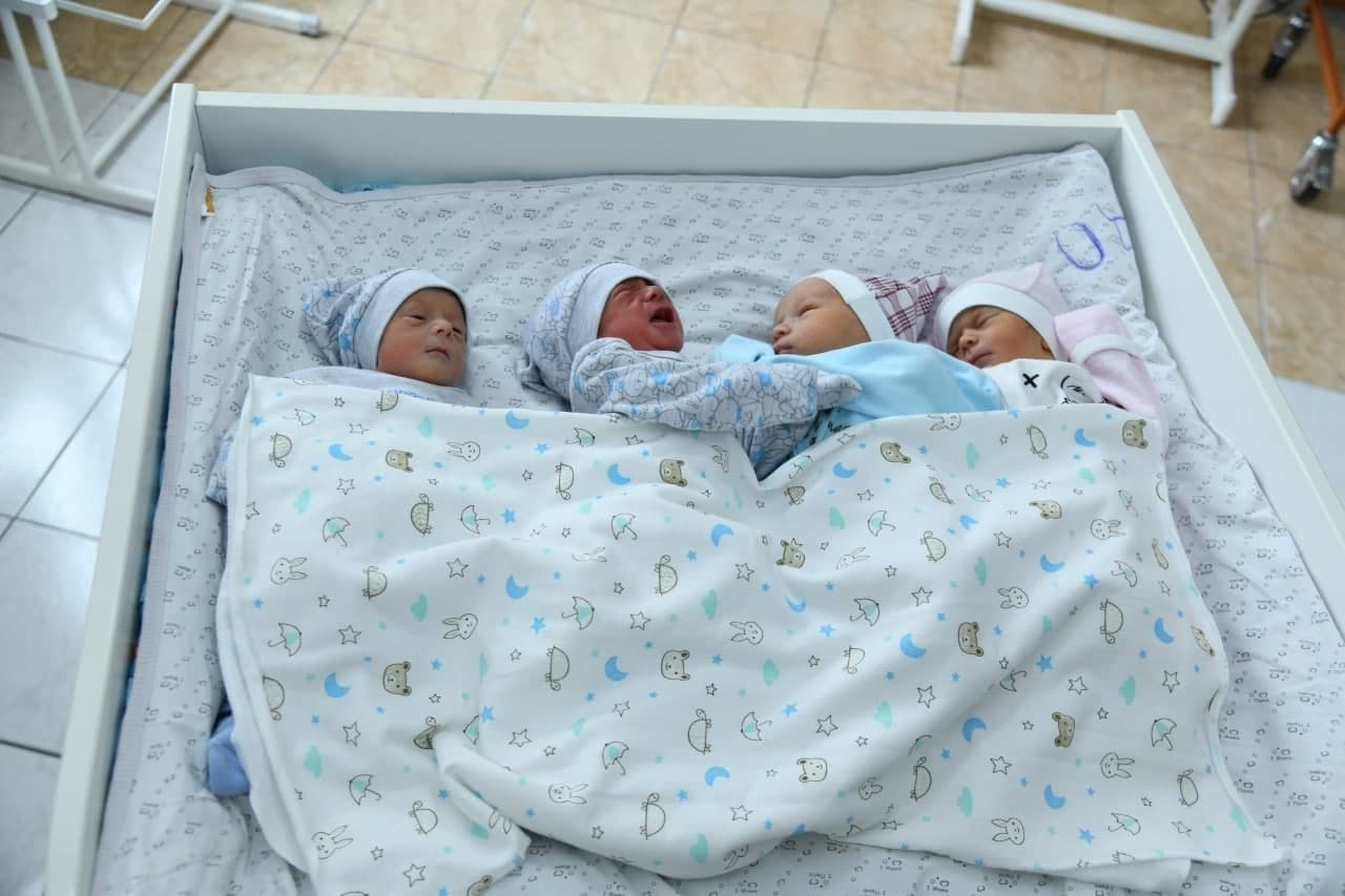 O‘zbekistonda olti oyda qancha egizak tug‘ilgani ma’lum bo‘ldi.