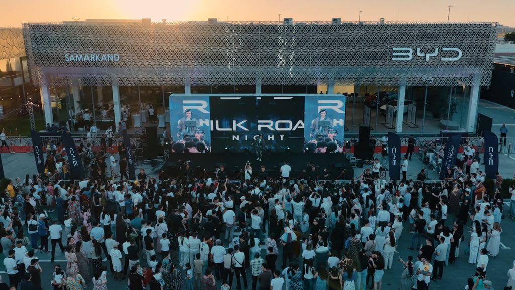 Samarqandda BYD elektromobilida The Marco Polo Drive ekspeditsiyasi o'tdi