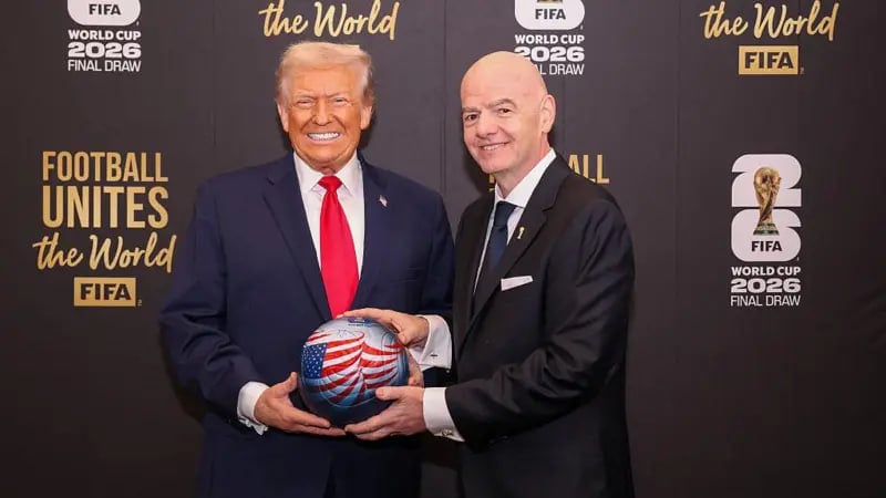 Трамп потребовал от президента ФИФА Инфантино