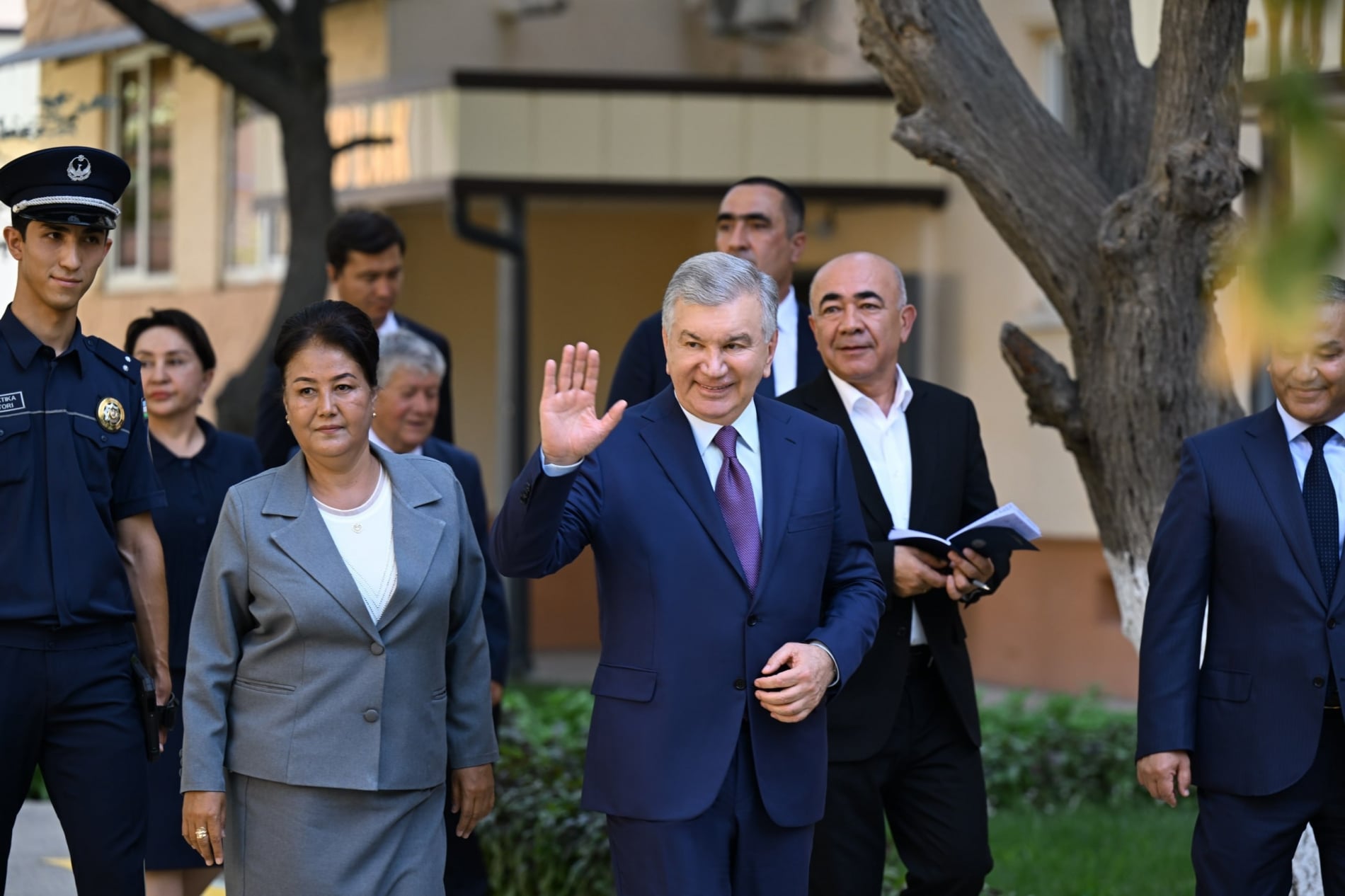 Bekobodda yangi infratuzilma: Prezident ishlar bilan tanishdi