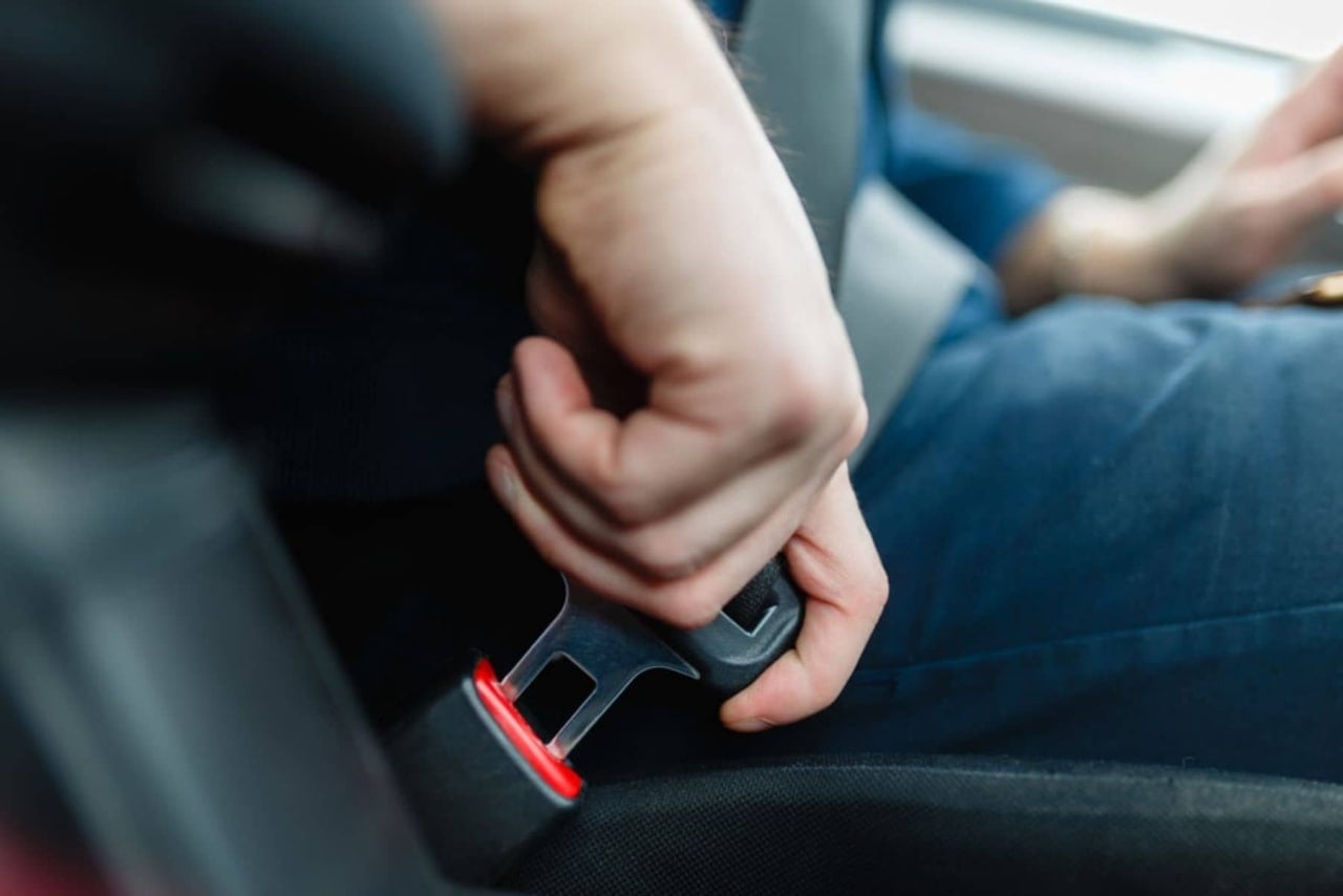 What are the exceptions for not wearing a seatbelt?