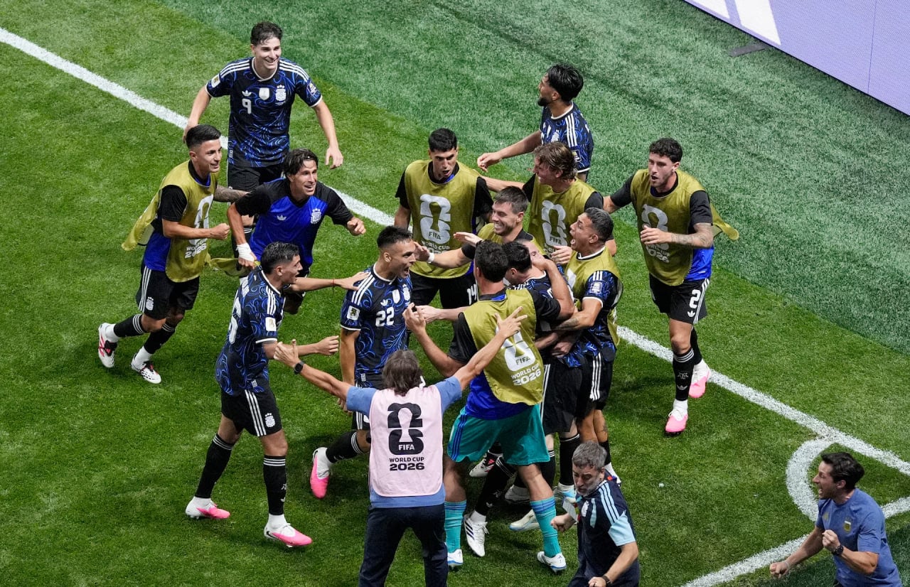 Argentina kambek evaziga Angliyani mag‘lub etib, JCh–2026 finaliga chiqdi.